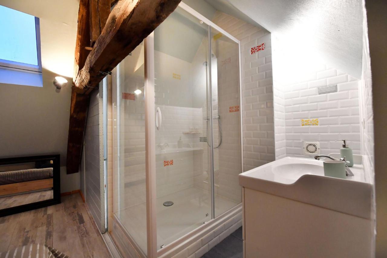 로데즈 Loft Sous Les Combles - Loft Under The Rafter 아파트 외부 사진