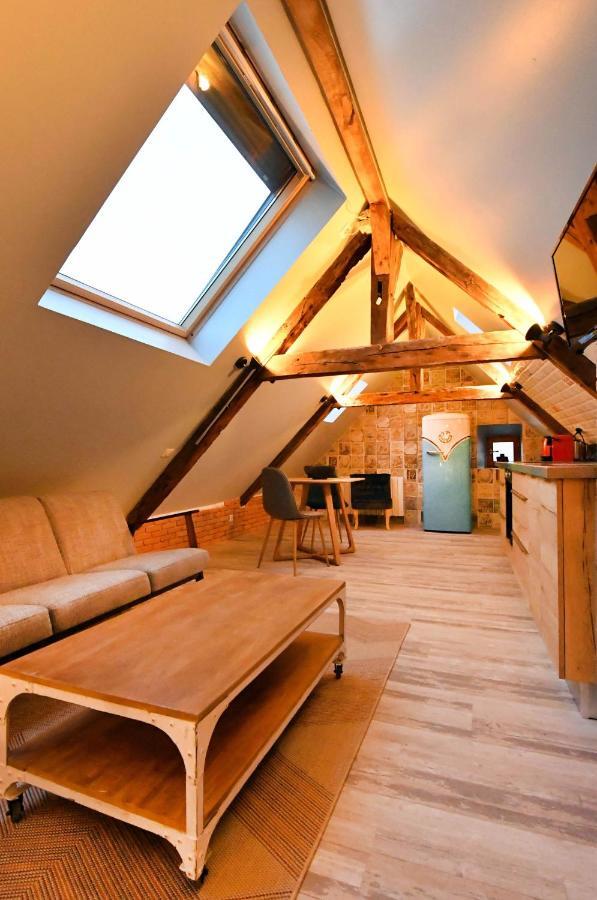 로데즈 Loft Sous Les Combles - Loft Under The Rafter 아파트 외부 사진